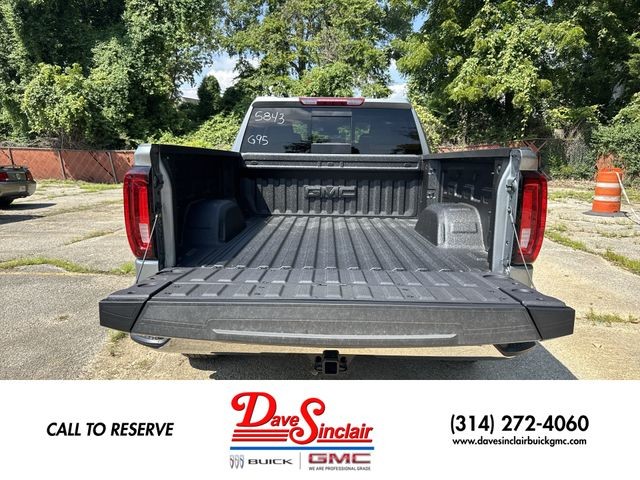 GMC Sierra 1500 Vehicle Full-screen Gallery Image 24