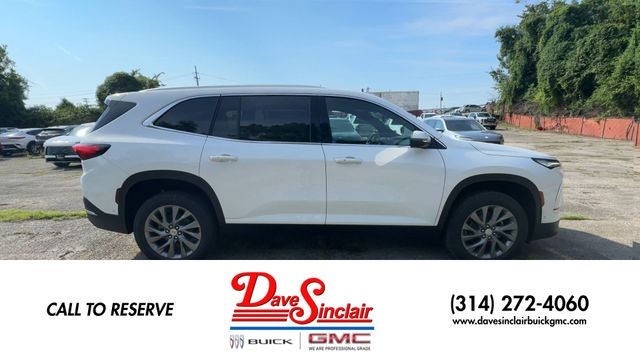 Buick Enclave Vehicle Full-screen Gallery Image 09