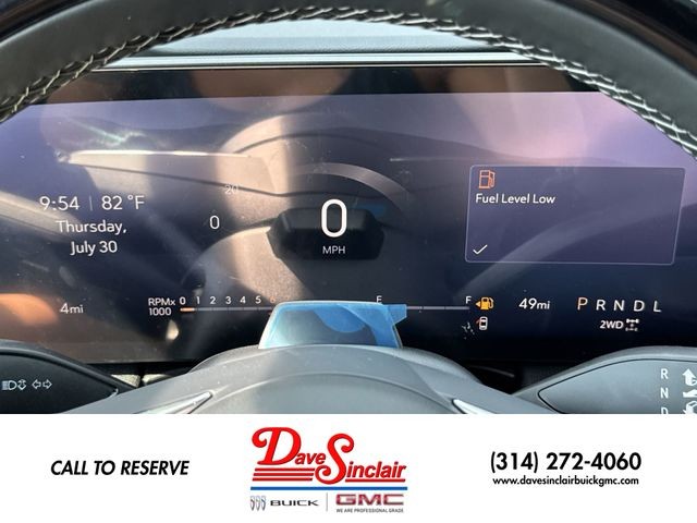 Buick Enclave Vehicle Full-screen Gallery Image 15
