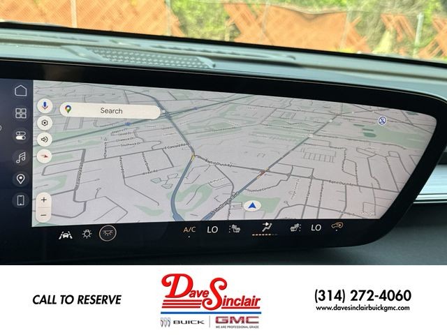 Buick Enclave Vehicle Full-screen Gallery Image 18