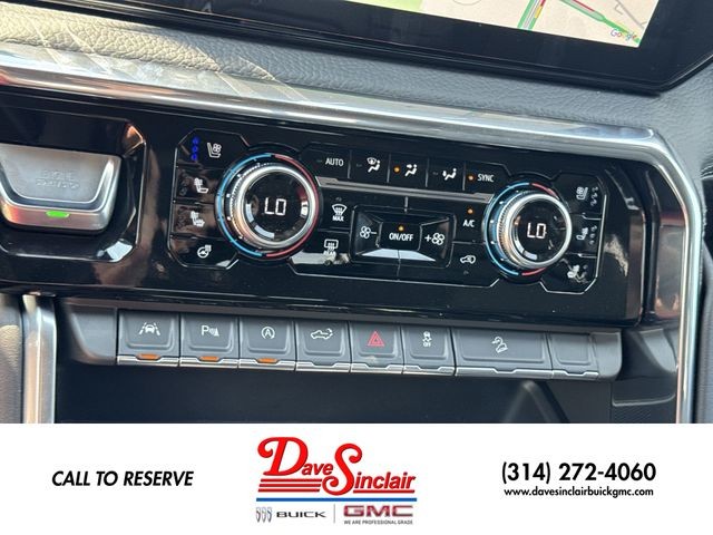 GMC Sierra 1500 Vehicle Full-screen Gallery Image 19