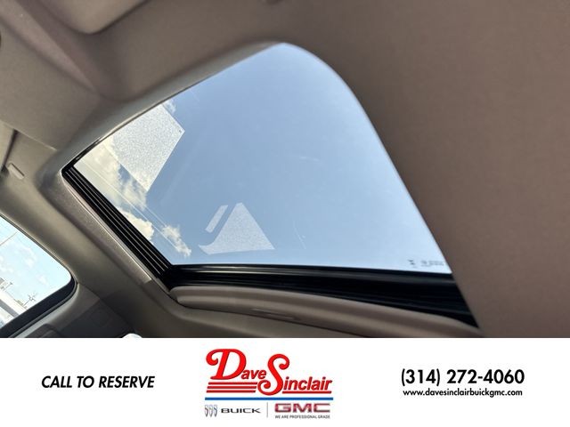 GMC Sierra 1500 Vehicle Full-screen Gallery Image 22