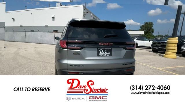 GMC Acadia Vehicle Full-screen Gallery Image 07