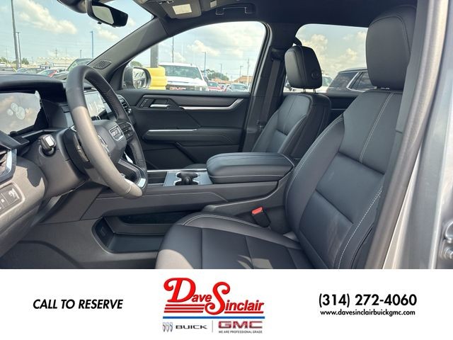 GMC Acadia Vehicle Full-screen Gallery Image 11