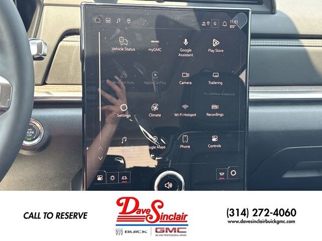 GMC Terrain Vehicle Full-screen Gallery Image 16