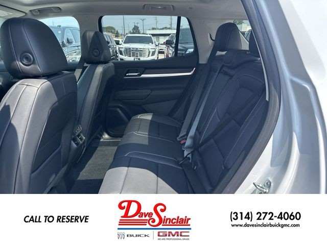 GMC Terrain Vehicle Full-screen Gallery Image 23