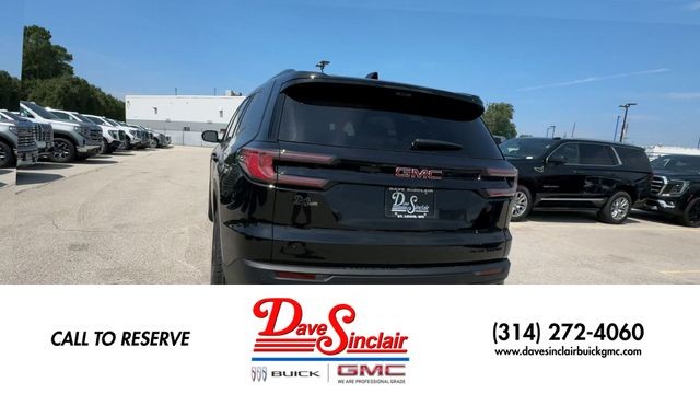 GMC Acadia Vehicle Full-screen Gallery Image 07