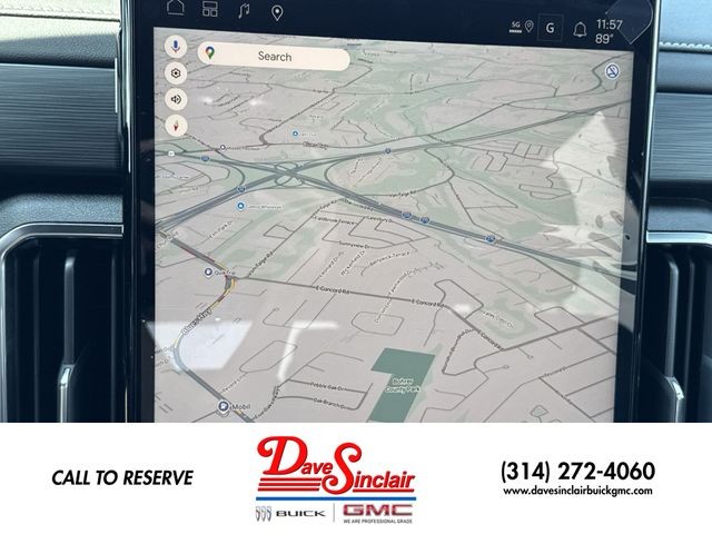 GMC Acadia Vehicle Full-screen Gallery Image 18