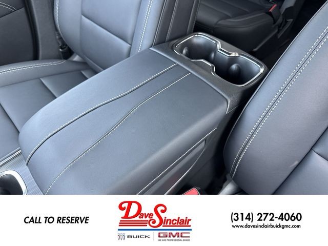 GMC Acadia Vehicle Full-screen Gallery Image 21