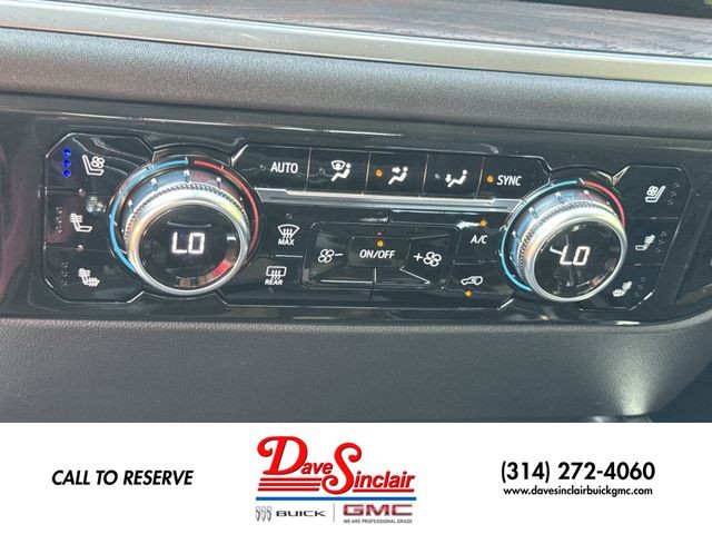 GMC Sierra 1500 Vehicle Full-screen Gallery Image 19