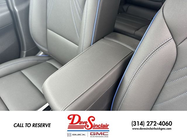 Buick Envista Vehicle Full-screen Gallery Image 20