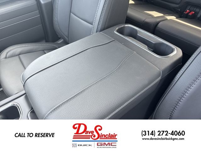 GMC Sierra 1500 Vehicle Full-screen Gallery Image 21