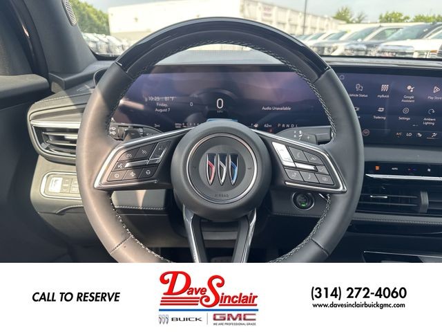Buick Enclave Vehicle Full-screen Gallery Image 14