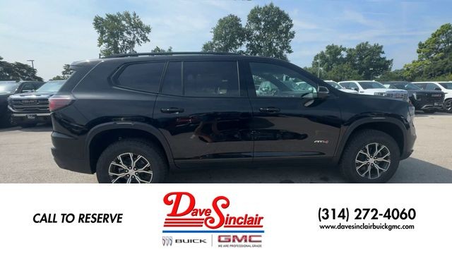 GMC Acadia Vehicle Full-screen Gallery Image 09