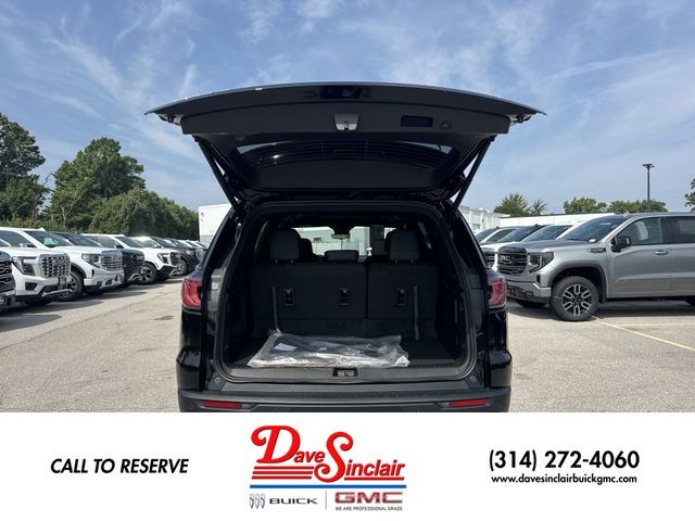 GMC Acadia Vehicle Full-screen Gallery Image 25