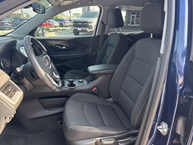 GMC Terrain Vehicle Full-screen Gallery Image 22