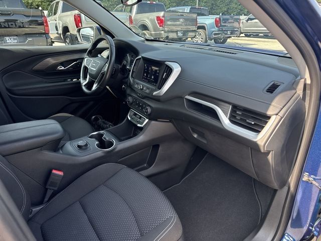 GMC Terrain Vehicle Full-screen Gallery Image 31