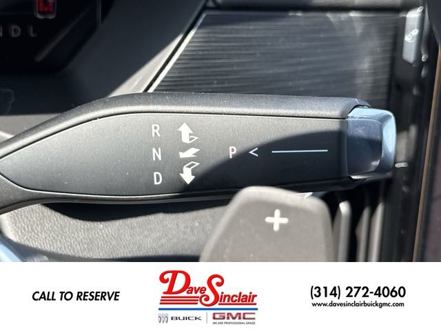 GMC Acadia Vehicle Full-screen Gallery Image 20