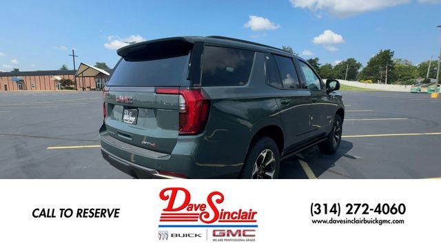 GMC Yukon Vehicle Full-screen Gallery Image 08