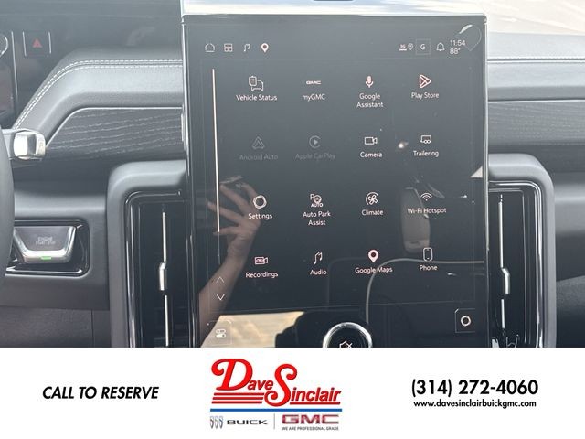 GMC Yukon Vehicle Full-screen Gallery Image 16