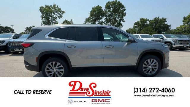 Buick Enclave Vehicle Full-screen Gallery Image 09