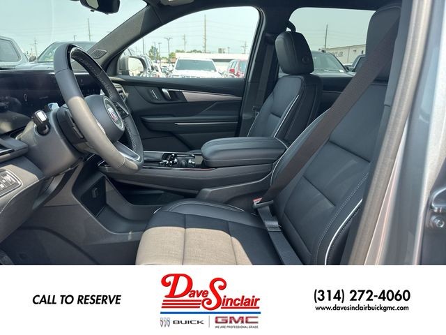 Buick Enclave Vehicle Full-screen Gallery Image 11