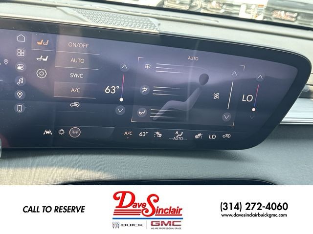 Buick Enclave Vehicle Full-screen Gallery Image 19