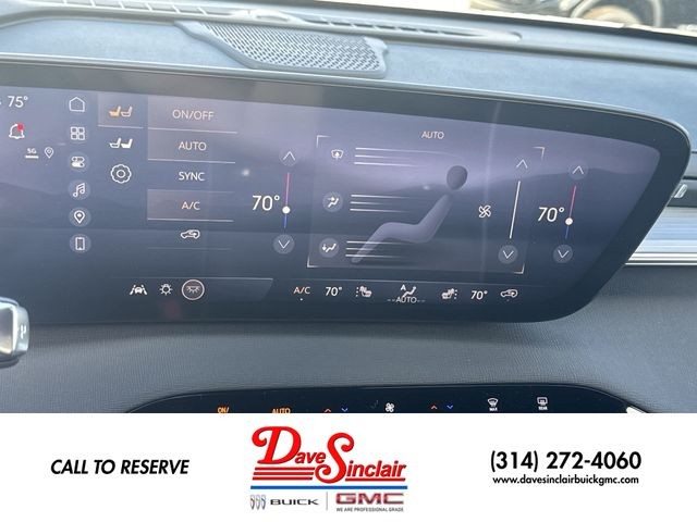 Buick Enclave Vehicle Full-screen Gallery Image 19