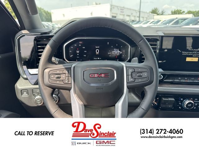 GMC Sierra 1500 Vehicle Full-screen Gallery Image 14