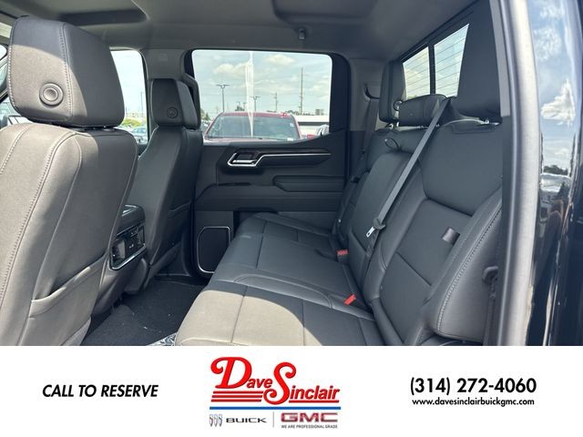 GMC Sierra 1500 Vehicle Full-screen Gallery Image 22