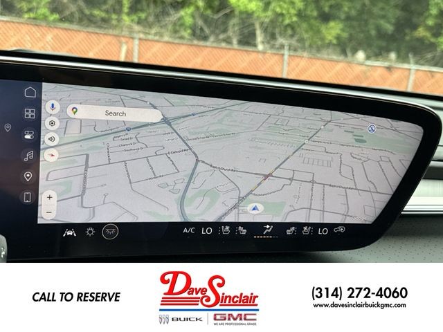 Buick Enclave Vehicle Full-screen Gallery Image 18