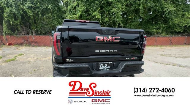 GMC Sierra 2500HD Vehicle Full-screen Gallery Image 07