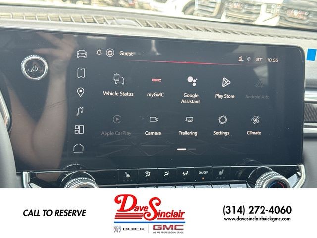 GMC Canyon Vehicle Full-screen Gallery Image 16