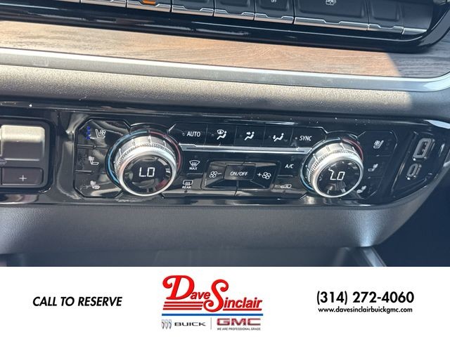 GMC Sierra 1500 Vehicle Full-screen Gallery Image 19