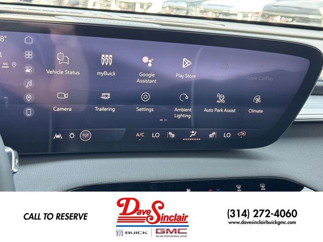 Buick Enclave Vehicle Full-screen Gallery Image 16