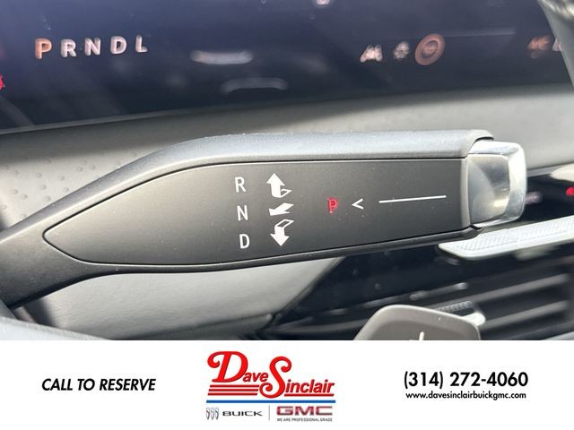 Buick Enclave Vehicle Full-screen Gallery Image 20