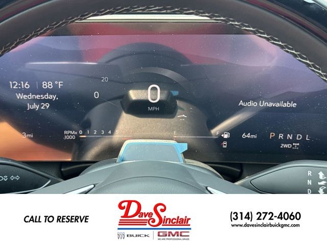 Buick Enclave Vehicle Full-screen Gallery Image 15