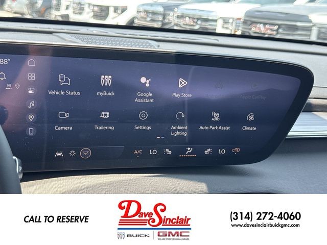 Buick Enclave Vehicle Full-screen Gallery Image 16