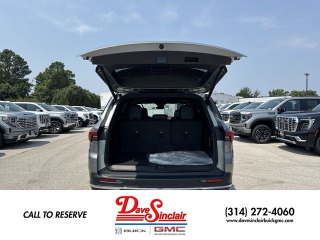 Buick Enclave Vehicle Full-screen Gallery Image 25