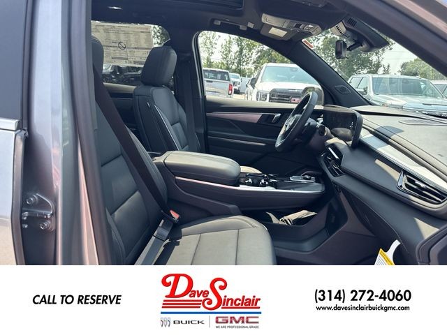 Buick Enclave Vehicle Full-screen Gallery Image 26
