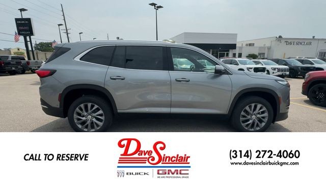 Buick Enclave Vehicle Full-screen Gallery Image 09