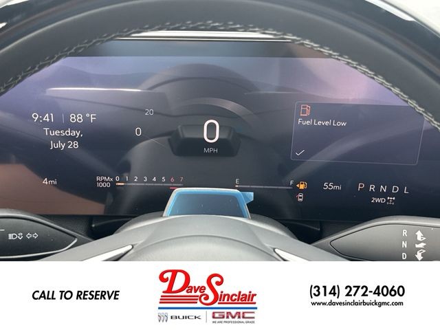 Buick Enclave Vehicle Full-screen Gallery Image 15