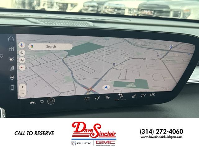 Buick Enclave Vehicle Full-screen Gallery Image 18