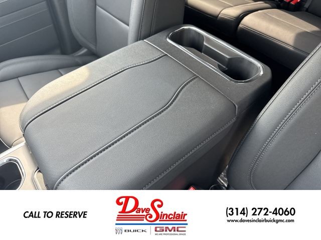 GMC Sierra 1500 Vehicle Full-screen Gallery Image 21