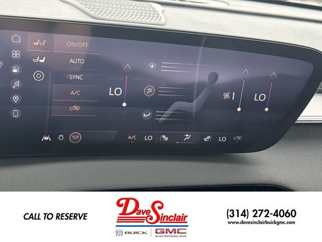 Buick Enclave Vehicle Full-screen Gallery Image 19
