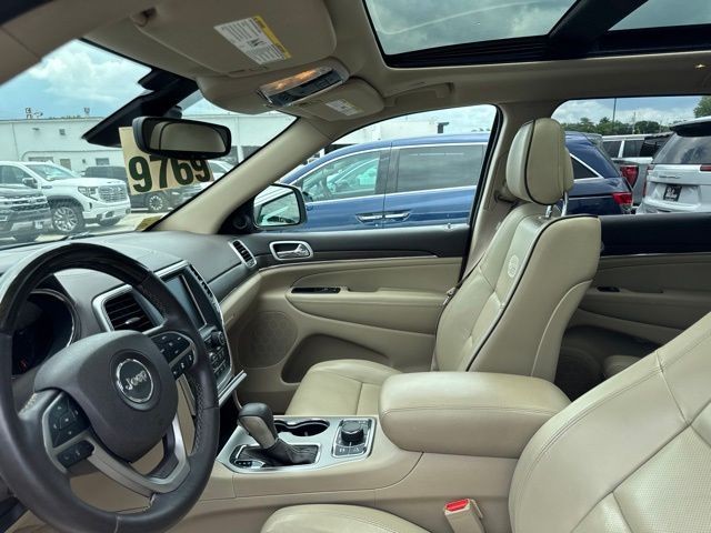 Jeep Grand Cherokee Vehicle Full-screen Gallery Image 09