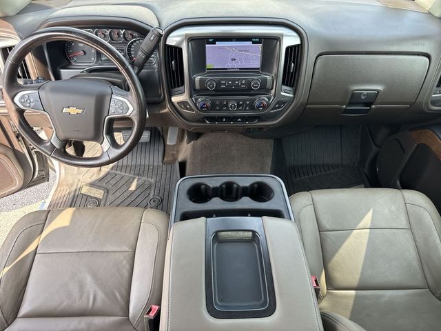 Chevrolet Silverado 1500 Vehicle Full-screen Gallery Image 24