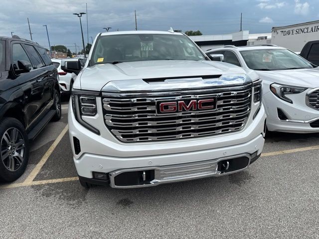 GMC Sierra 1500 Vehicle Full-screen Gallery Image 05