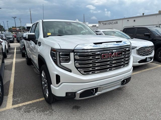 GMC Sierra 1500 Vehicle Full-screen Gallery Image 06