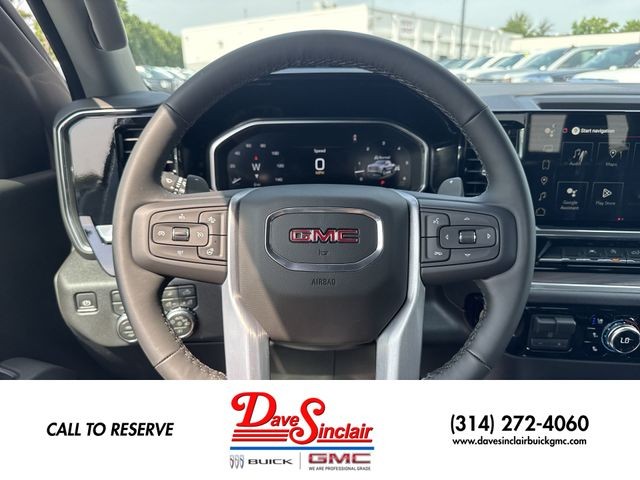 GMC Sierra 1500 Vehicle Full-screen Gallery Image 14